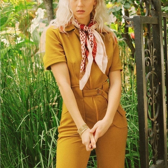 MIRACLE EYE The California Shake Jumpsuit in Mustard - Picture 2 of 14